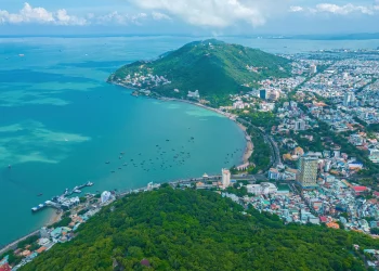 Lựa Chọn Đầu Tư Bất Động Sản Nghỉ Dưỡng: Vũng Tàu (Vùng Trũng) Hay Cần Giờ (Vùng Chờ)? - BĐS Đô Thị