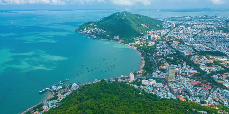 Lựa Chọn Đầu Tư Bất Động Sản Nghỉ Dưỡng: Vũng Tàu (Vùng Trũng) Hay Cần Giờ (Vùng Chờ)? - BĐS Đô Thị