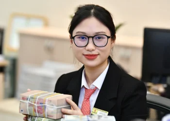 Lãi suất ngân hàng & Giá Vàng 28/2/2026 - Hinh 1