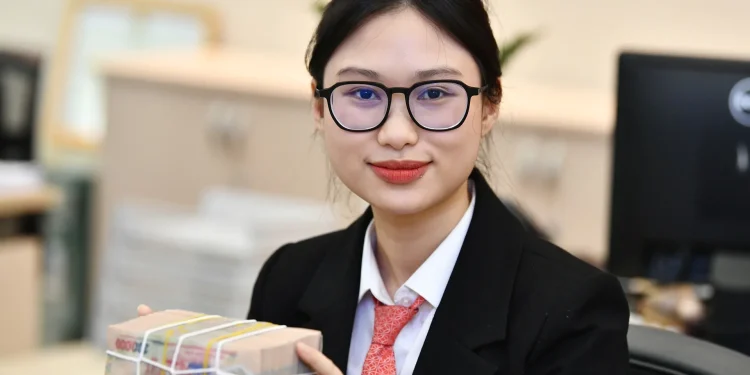 Lãi suất ngân hàng & Giá Vàng 28/2/2026 - Hinh 1