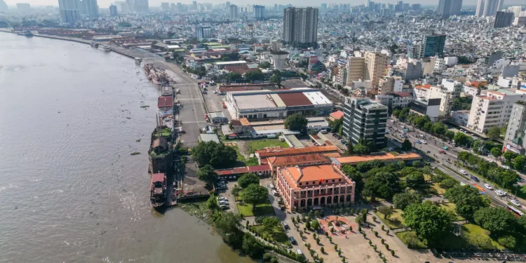 Công viên Cảng Nhà Rồng - Hinh 1