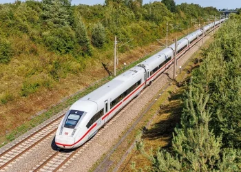Vingroup Đề Nghị Đồng Nai Hỗ Trợ Khảo Sát Dự Án Đường Sắt Tốc Độ Cao 350km/h - BĐS Đô Thị