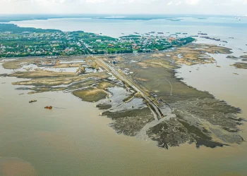 "Cơn Sốt" Vinhomes Cần Giờ: Thị Trường Bất Động Sản Bùng Nổ, Khách Sạn "Cháy Phòng" - BĐS Đô Thị